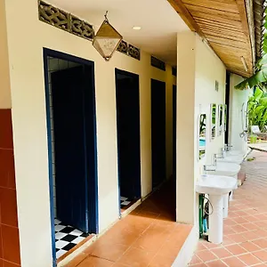 https://the-jam-hostel.hotelsluangprabang.com